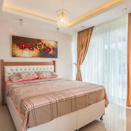 Pleasant Home With Shared Pools And Fantastic Sea View Near Beach In Alanya